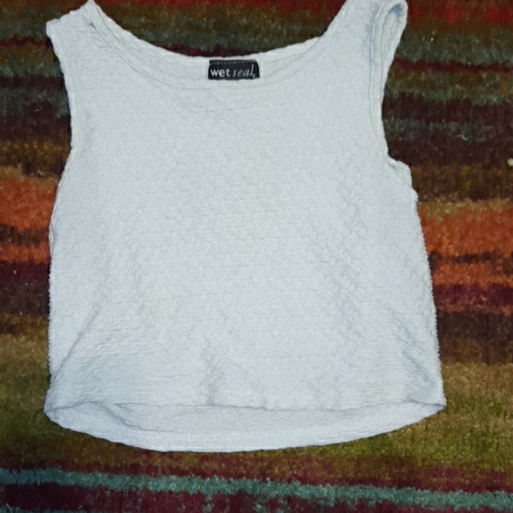 White textured crop top